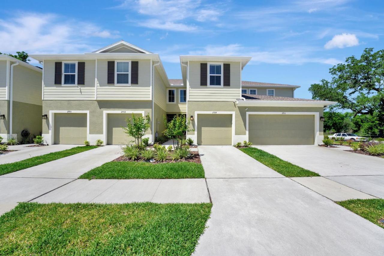 Zenhomes In Heart Of Brandon Convenient Location Exterior foto