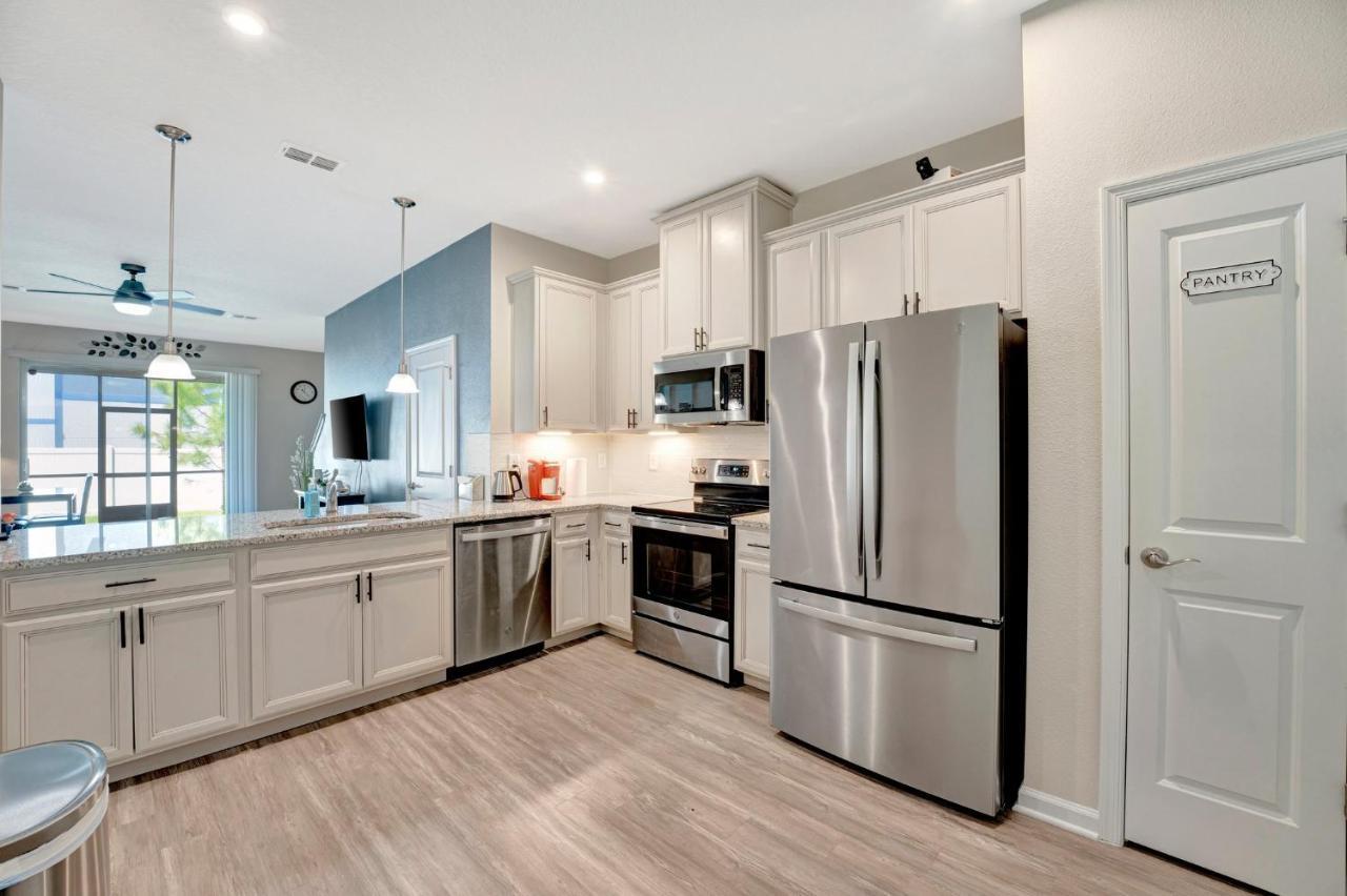 Zenhomes In Heart Of Brandon Convenient Location Exterior foto
